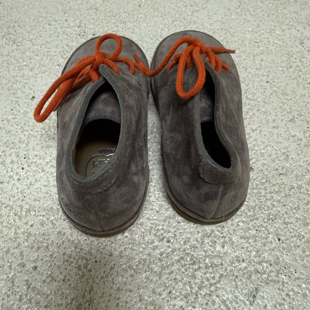 Toddler Pom D'Api Gray Chukka Boots with Orange Laces - Picture 4 of 5